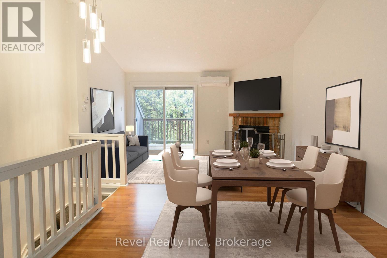 227 - 17 HARBOUR STREET W Collingwood