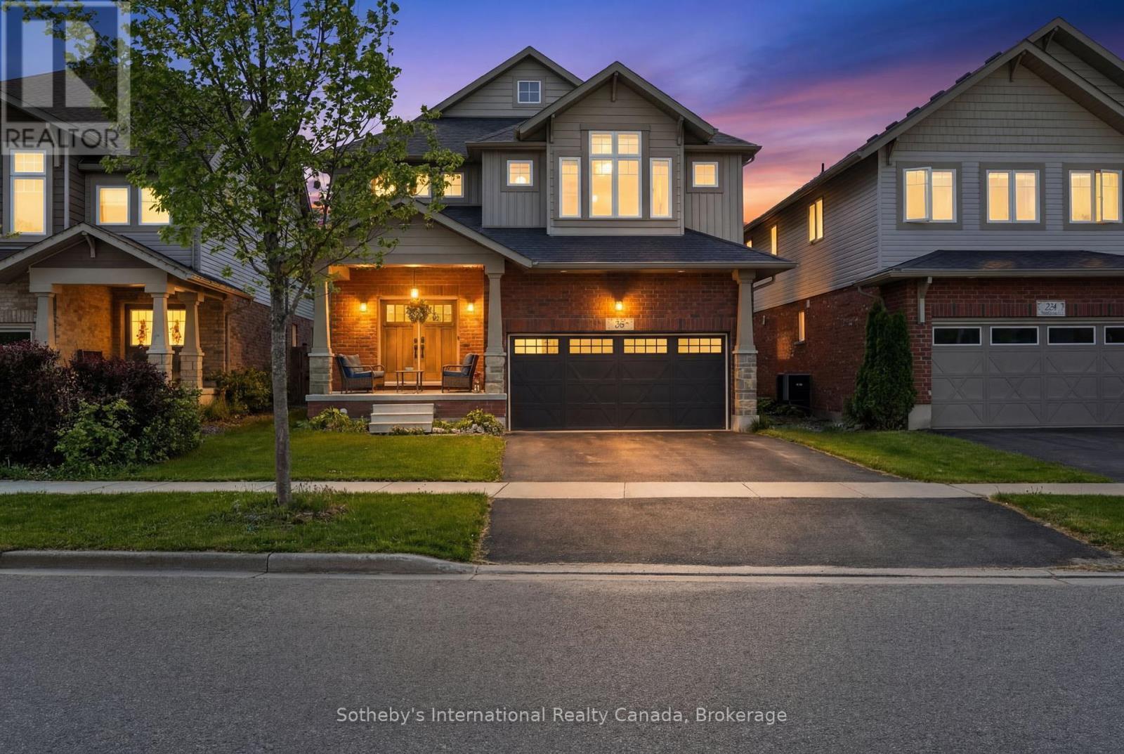 36 KAYLA CRESCENT Collingwood