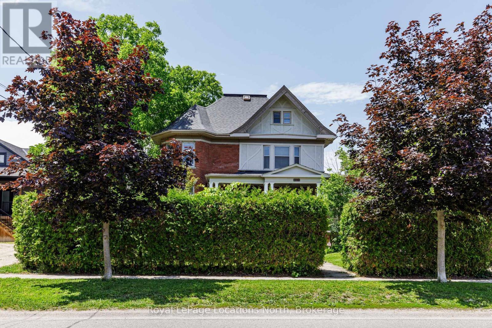 216 CEDAR STREET Collingwood
