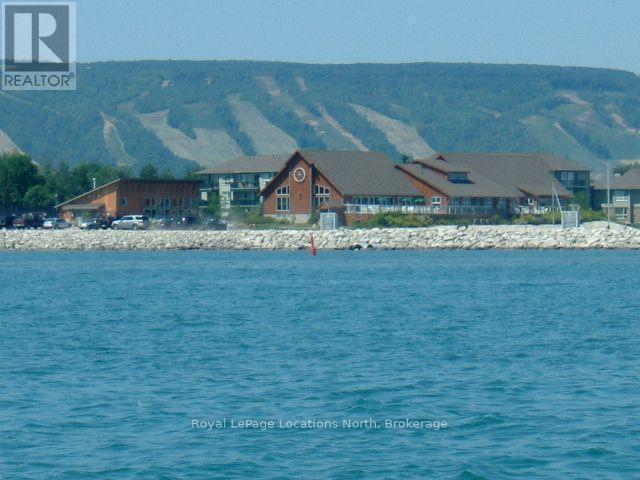 395 MARINERS WAY Collingwood