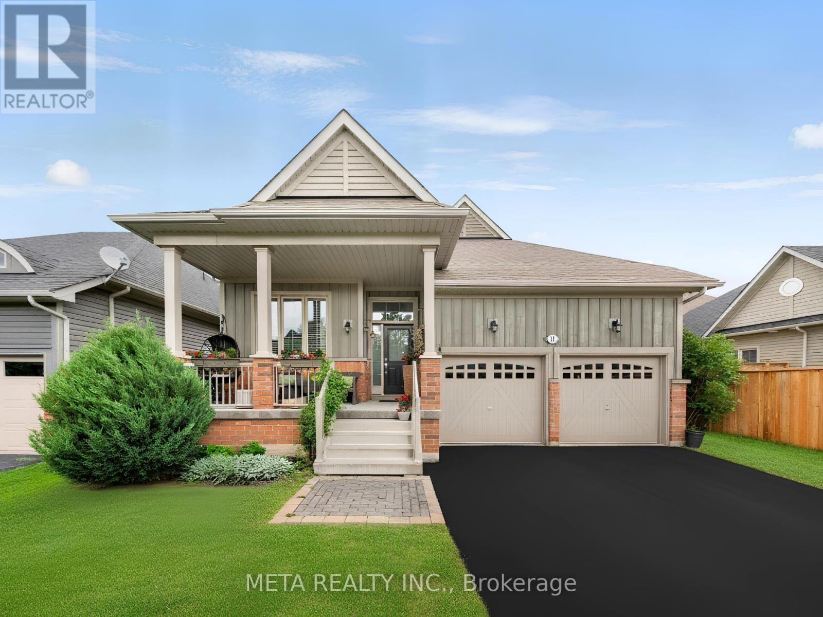 18 HUGHES STREET Collingwood