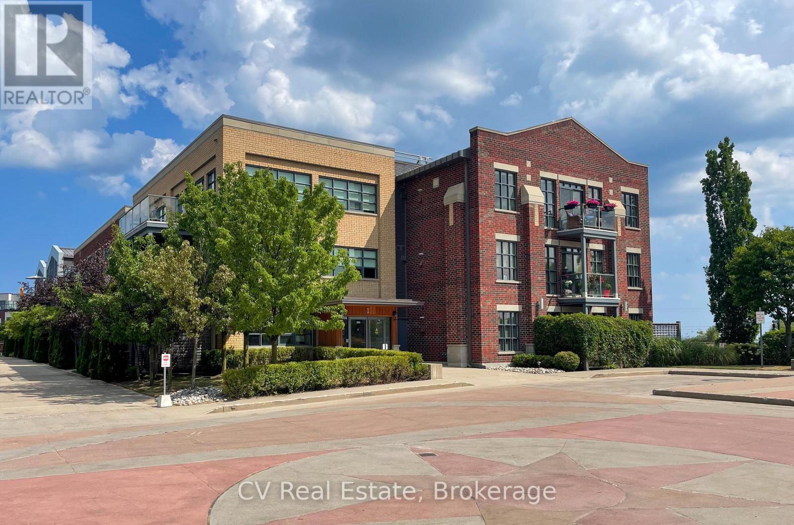 303 - 1 SHIPYARD LANE Collingwood