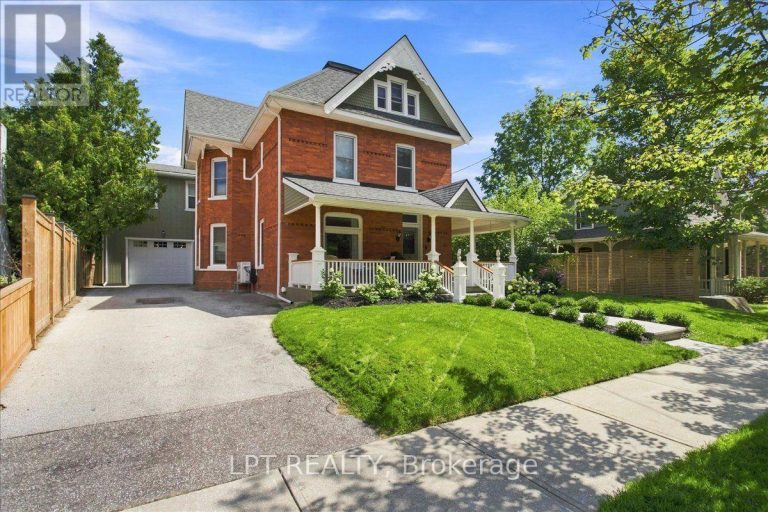 529 SAINT MARIE STREET