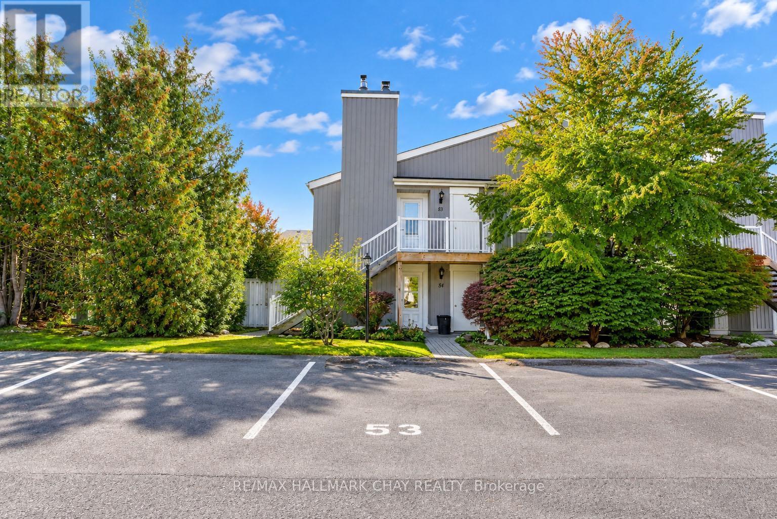 53 - 19 DAWSON DRIVE Collingwood