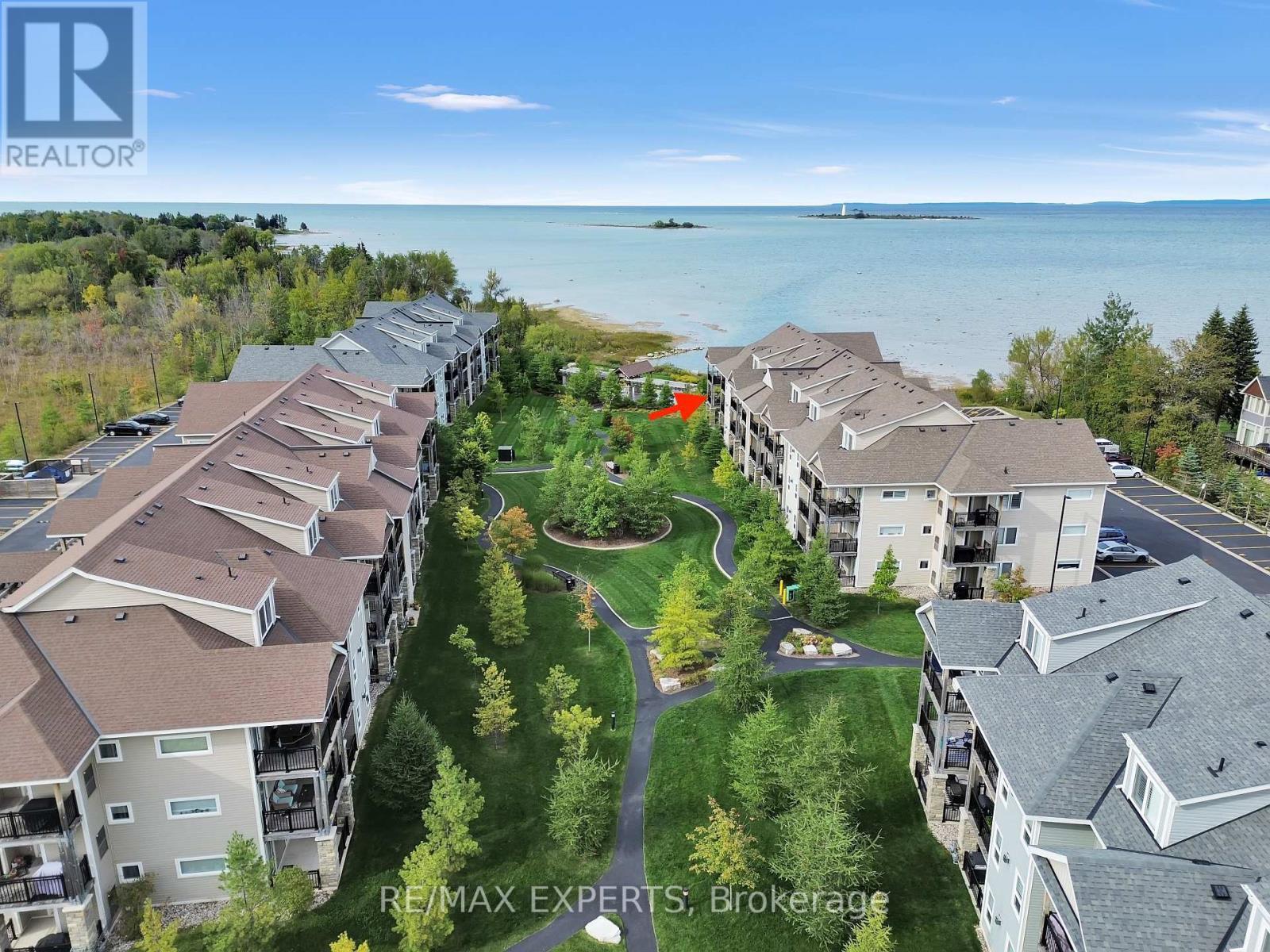 207 - 4 COVE COURT Collingwood