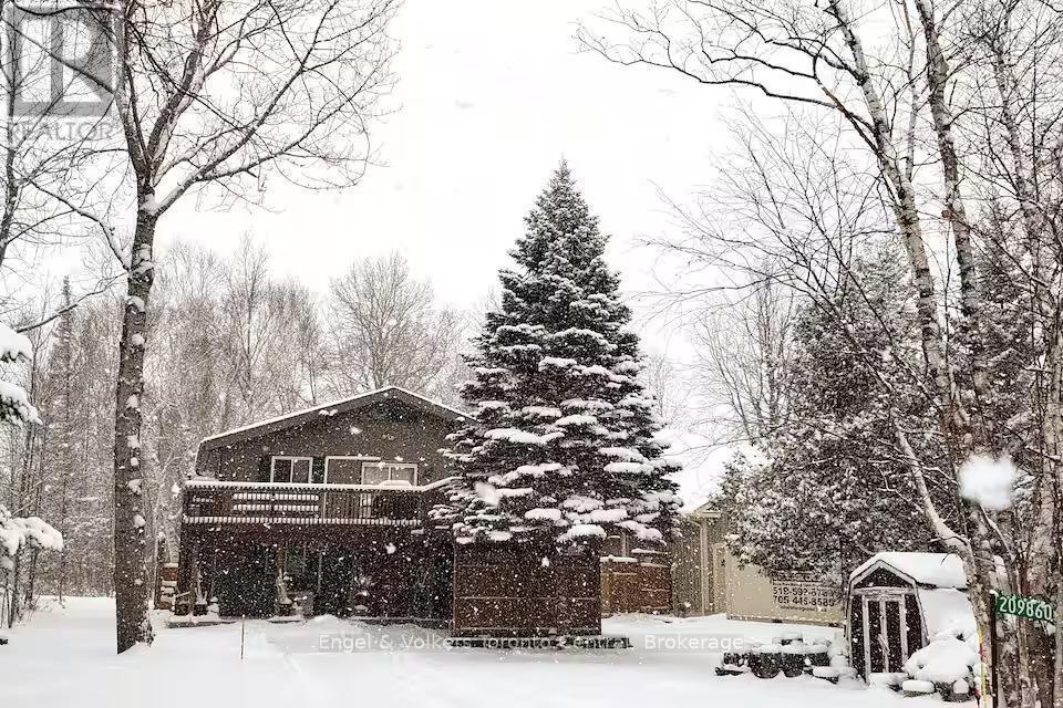209860 HIGHWAY 26 Blue Mountains