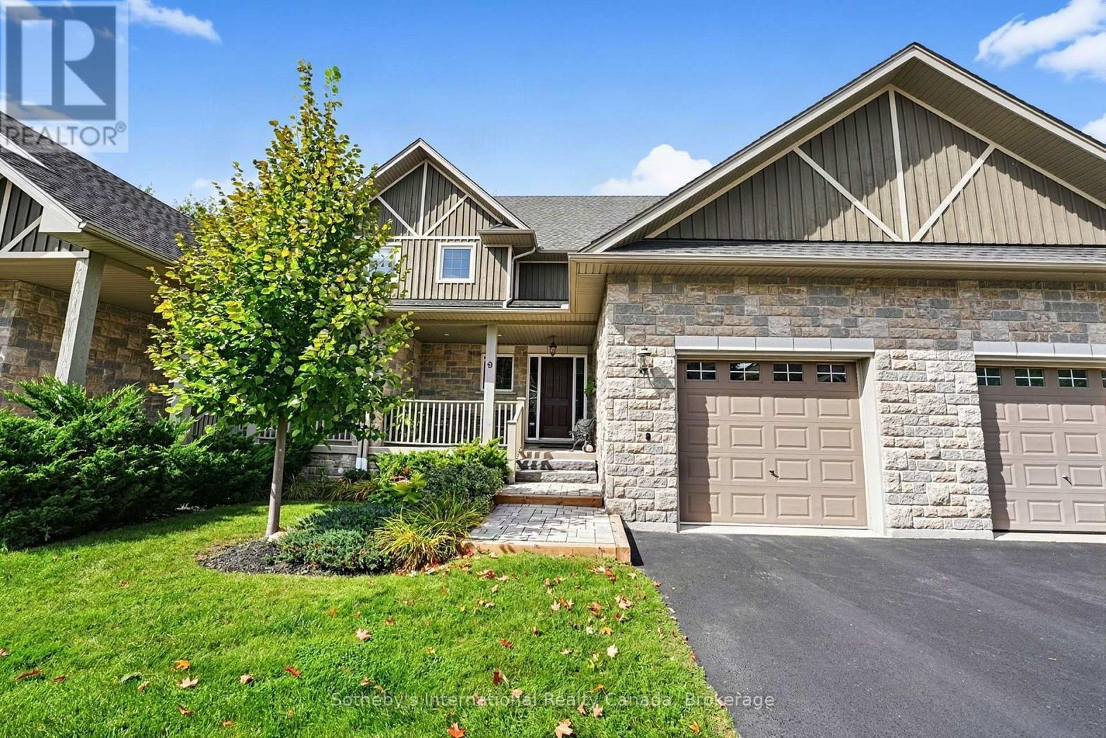 9 MEADOWBROOK LANE Blue Mountains