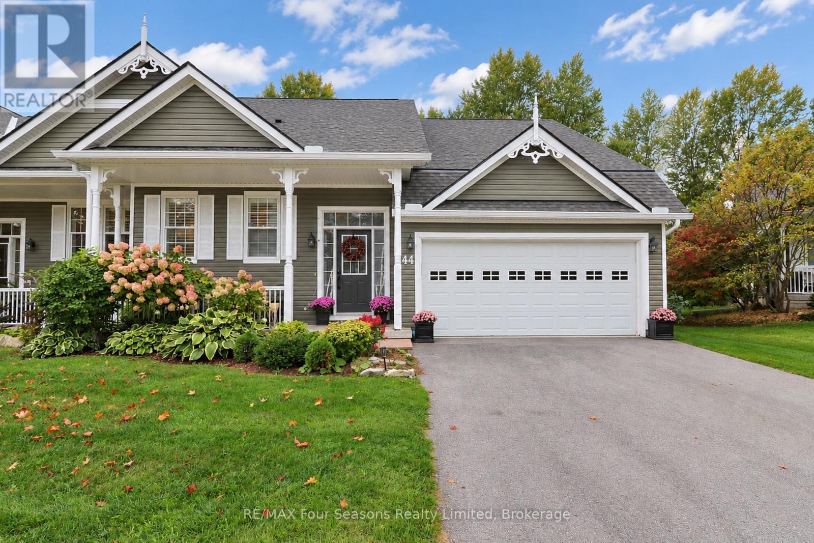 44 GREEN BRIAR DRIVE