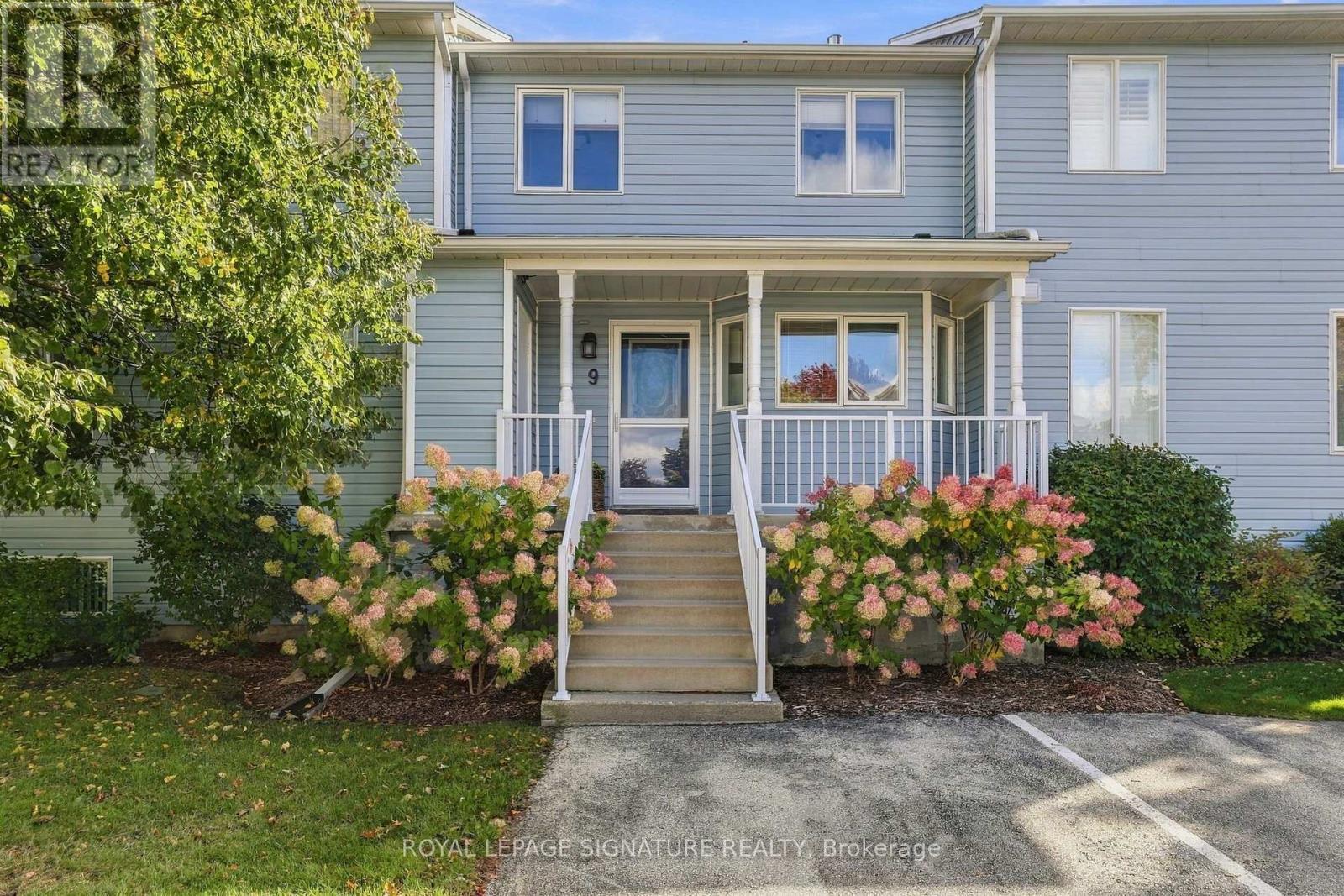 9 VALLEYMEDE COURT